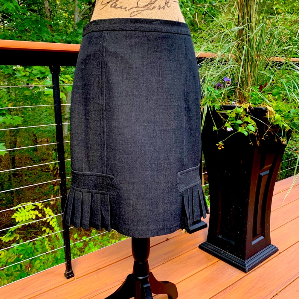Pleated skirt